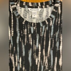 Athleta women’s short sleeve top, size medium, black/grey/cream stripe